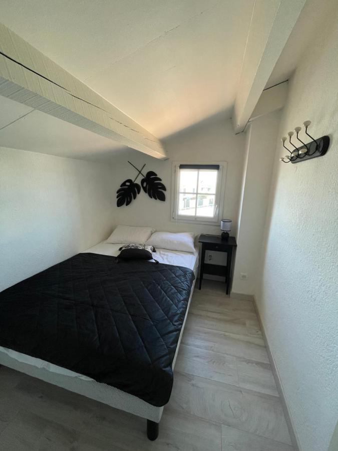 Appartement Duplex Climatise Le Trident Saintes-Maries-de-la-Mer Kültér fotó