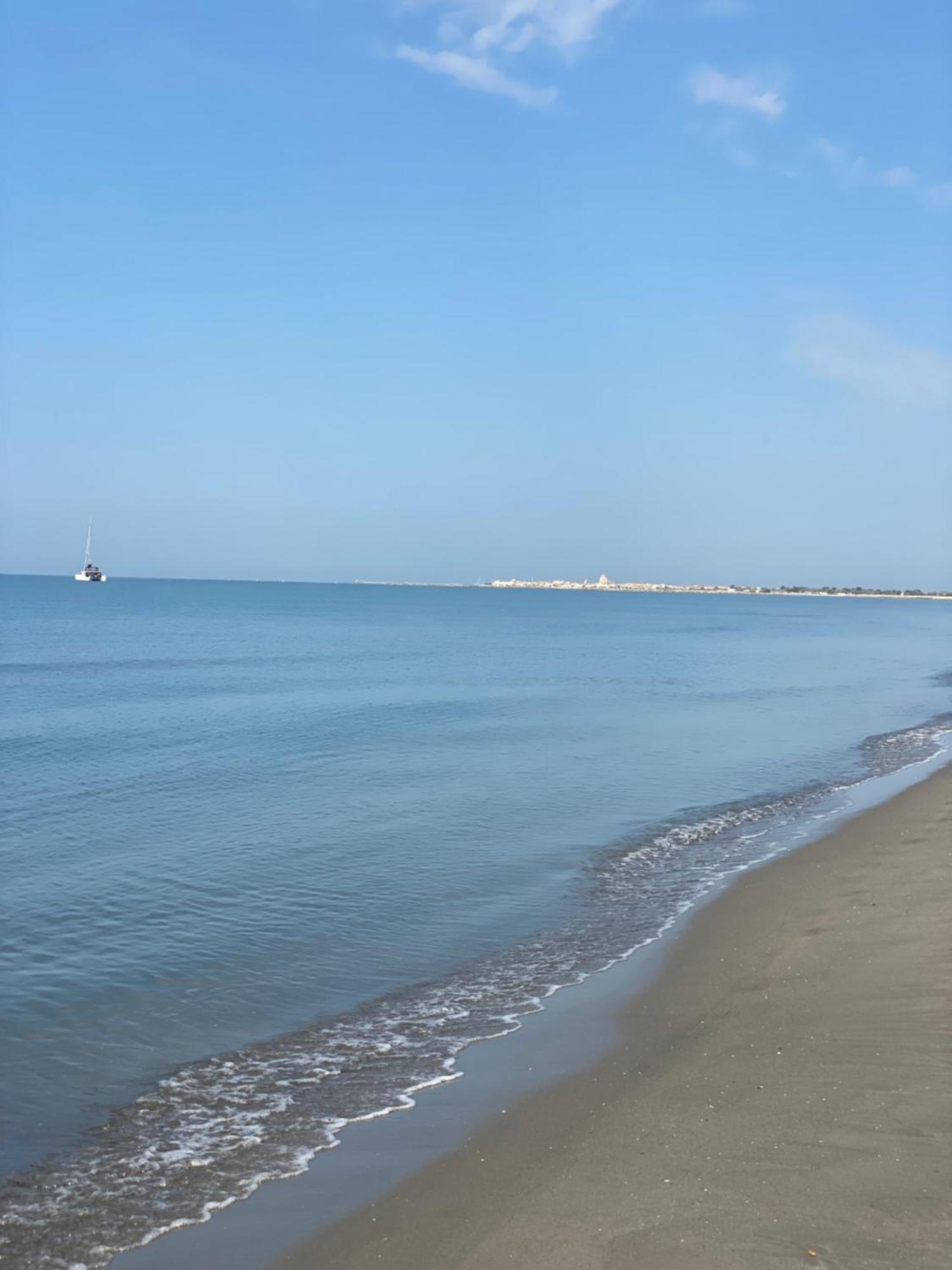 Appartement Duplex Climatise Le Trident Saintes-Maries-de-la-Mer Kültér fotó